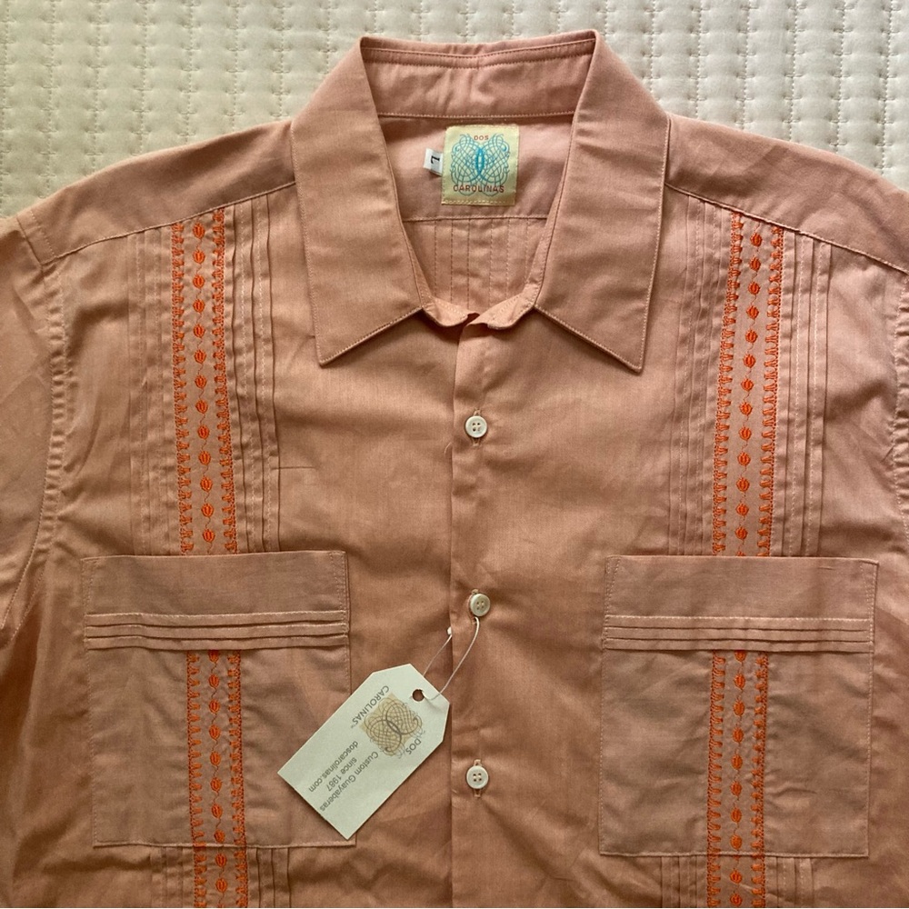 Dos Carolinas Guayabera Button Down Shirt Men’s Large Peach Cotton Short Sleeve